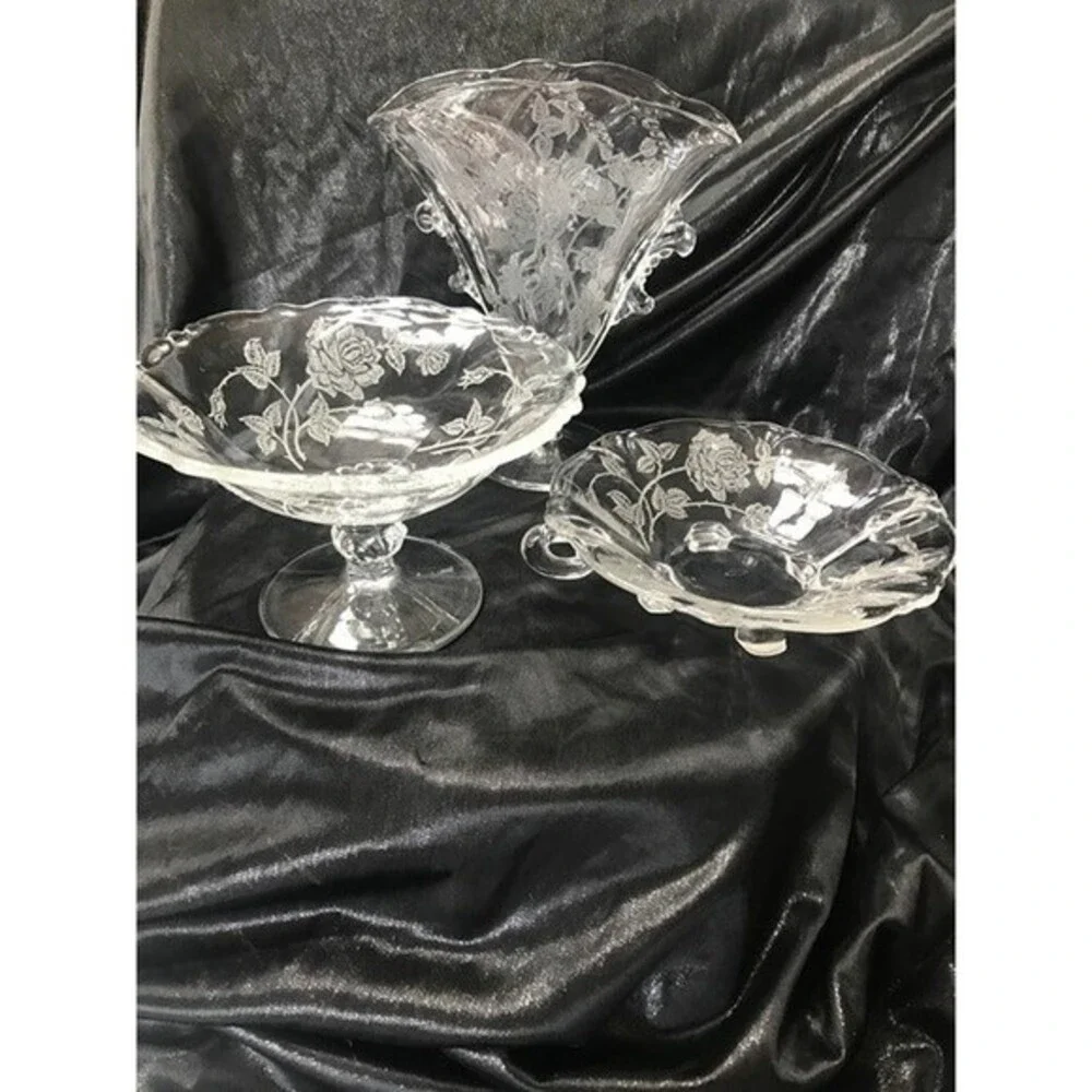 Vintage Heisy Rose patterned glass three piece set